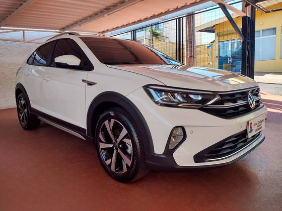 VOLKSWAGEN NIVUS 1.0 200 TSI TOTAL FLEX HIGHLINE AUTOMÁTICO